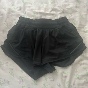 Lululemon Black hotty hot shorts